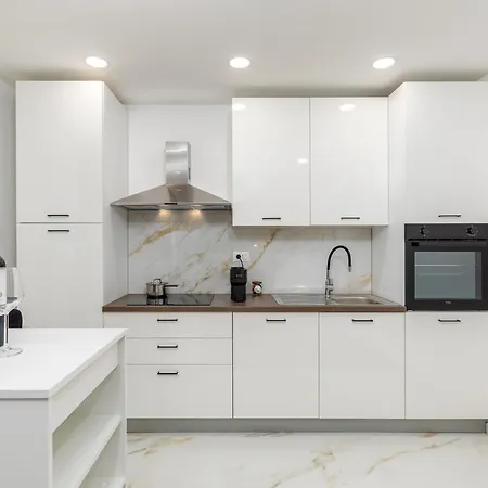 Travel Station Διαμέρισμα *