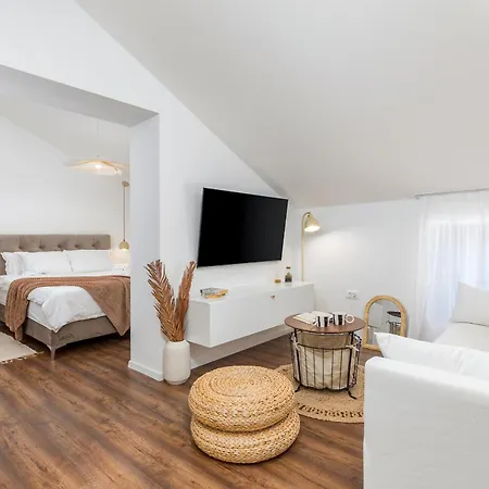 Travel Station Апартаменти Пула