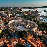Apartment Travel Station Pula