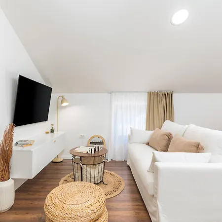 Travel Station Апартаменты Пула