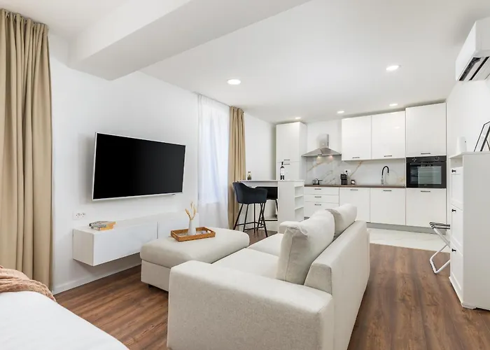 Travel Station Apartment Pula